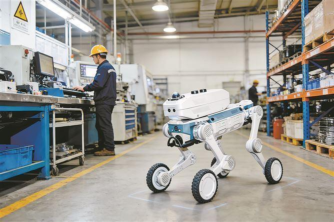 廈企造具身智能機器人，加速商業化場景落地